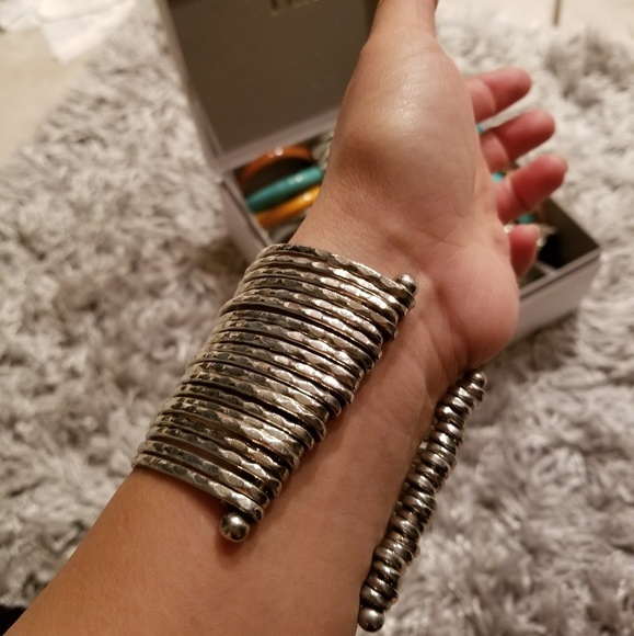 Bangle - Picture 2 of 4